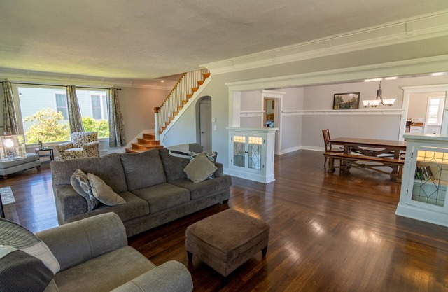 Close in Historic district craftsman