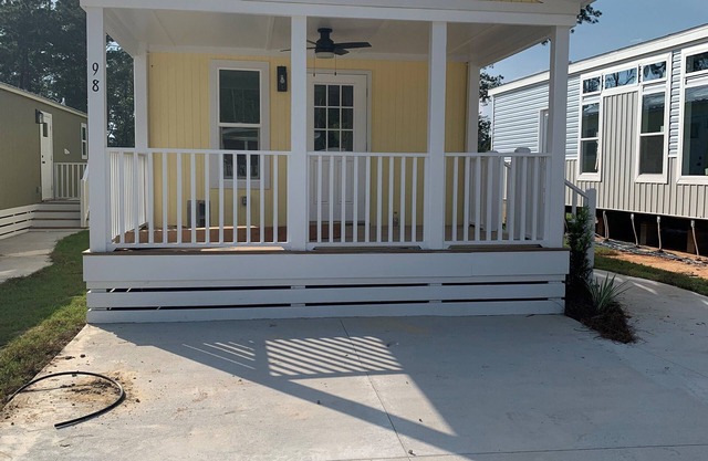 Close to beaches, minutes away from 30A 10J Deluxe Cottage