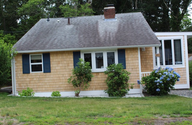 Close to Craigville Beach, central air. Beach Pass Included.