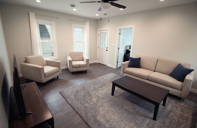 Close to Hospitals, Downtown, Walk to Restaurants