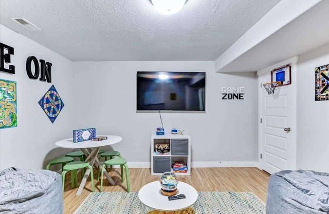 Close to UVU & BYU, Golf Course, Pet Friendly