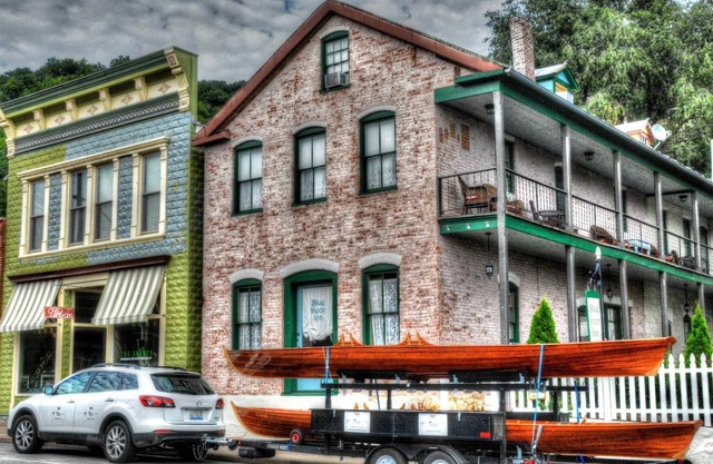 BLUE DOOR INN, Blick auf den Mississippi, National Historic District
