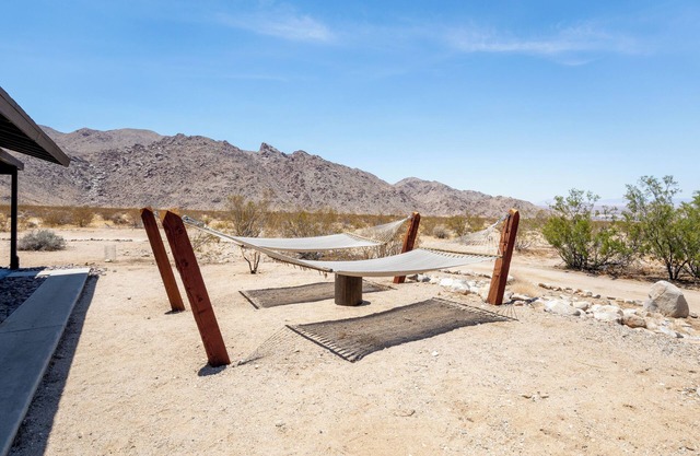 Closest to Park Entrance, Stars, Private ܍ WKNDR Starside