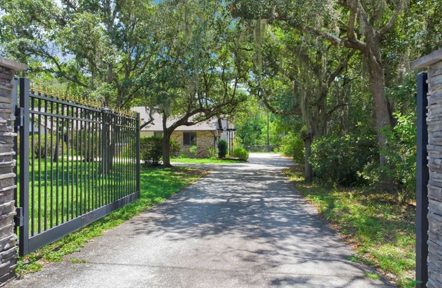 Cloud 9 -- Cozy studio with WiFi, AC in charming Chuluota, FL