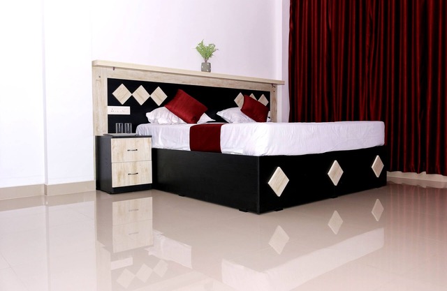 CLOUDFOSTER..The Home-stay crowned with nature