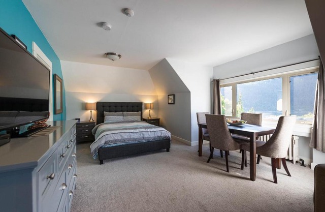 Cloudside Hotel