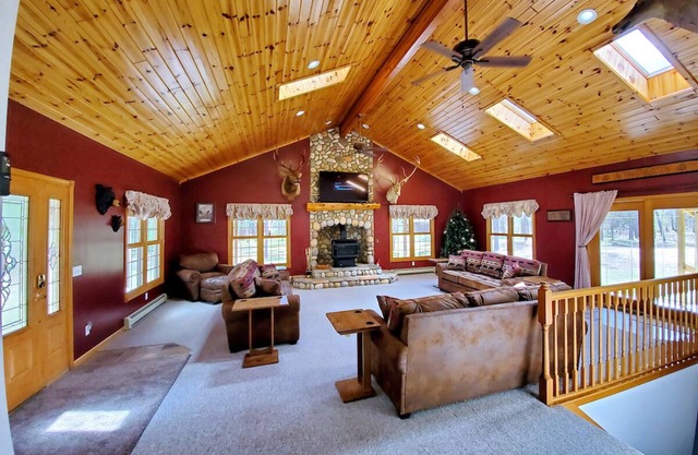 Club 39 Rental In The Heart of The Manistee National Forest