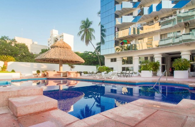 Club Deportivo Acapulco Costera | Playa a 1 min