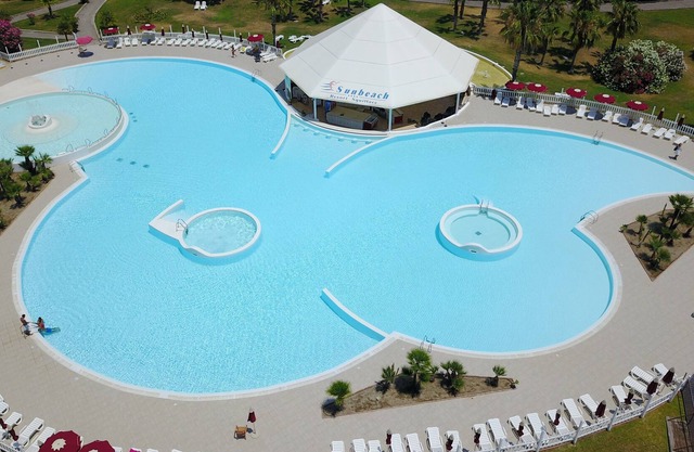 Club Esse Sunbeach