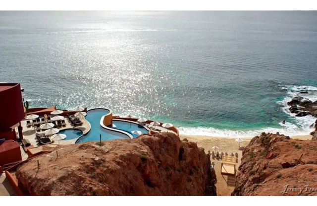 CLUB REGINA OCEAN FRONT CONDO 1