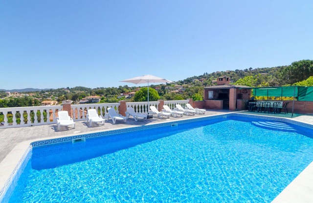 Club Villamar - Schöne Villa mit zwei separaten Etagen, eigenem Pool und Veranda zu genießen und ...