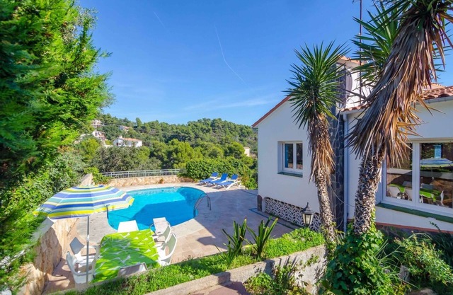 Club Villamar - Charmante Villa mit privatem Pool in dem pittoresken Ort Tossa de Mar an der Cost...