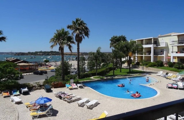 Clube Alvor Ria - riverfront one bedroom apartment with fabulous harbour views