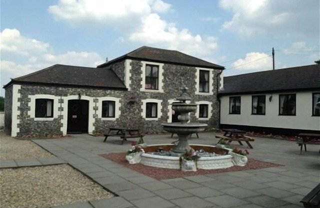 Coach House Hotel