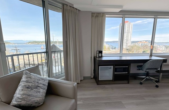 Coast Bastion Hotel