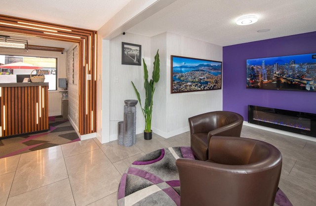 Coast Metro Vancouver Hotel