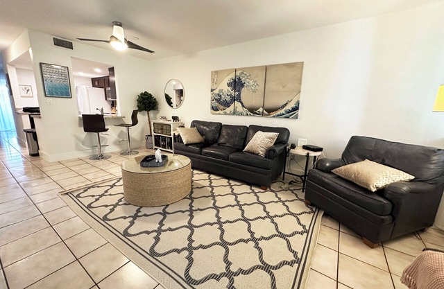 Coastal Bliss Townhouse in Hollywood Lakes