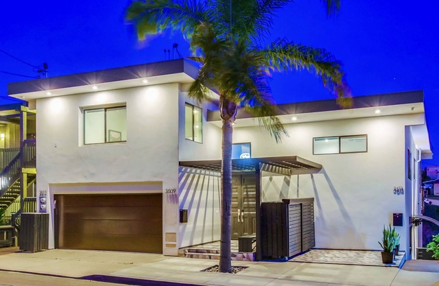 Coastal Charm and Urban Adventure ~Recently Remodeled ~Perfect San Diego Getaway