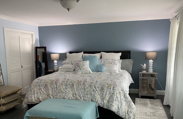 Coastal Equestrian center remodeled farmhouse minutes from beaches