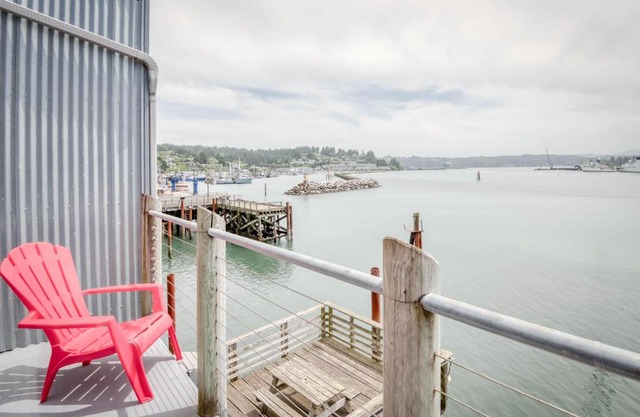 Coastal Garden - Anchor Pier Lodge