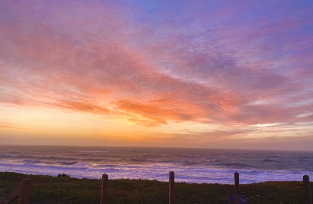 Coastal Home near beaches, hiking trails, and San Francisco