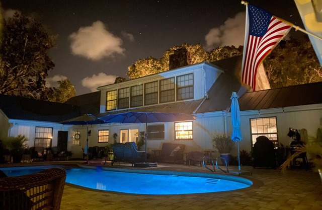 Coastal Luxury Oasis – Saltwater Pool, Patio & Event-Ready Near Port Canaveral