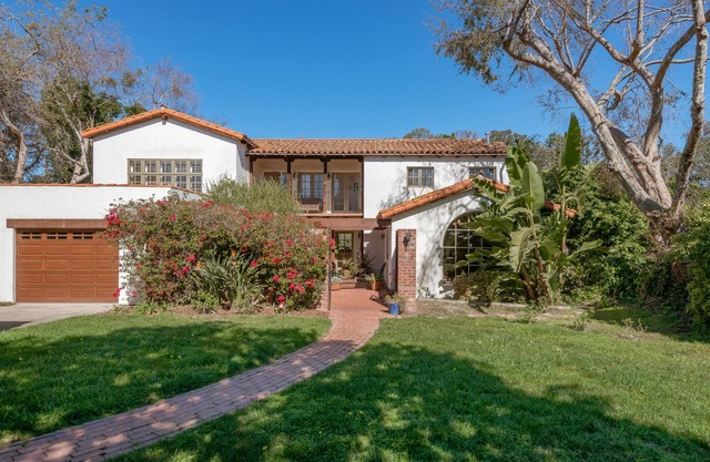 Coastal Mediterranean Villa