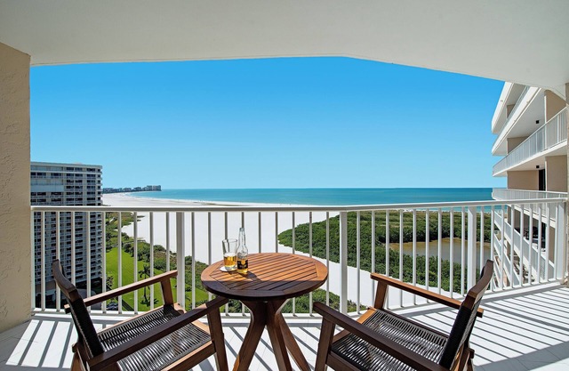 Coastal modern beachfront condo w/sweeping views