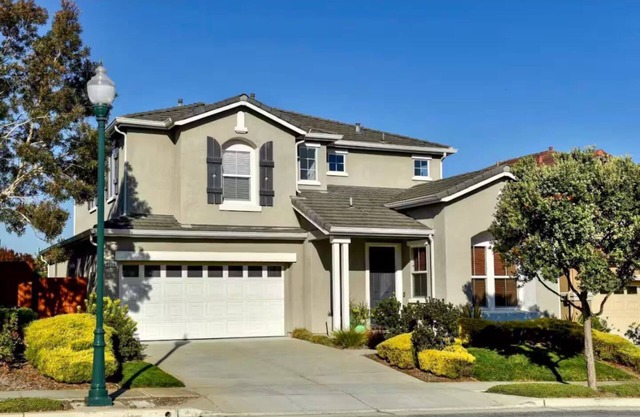Revitalizing Coastal Retreat 2300 SF+