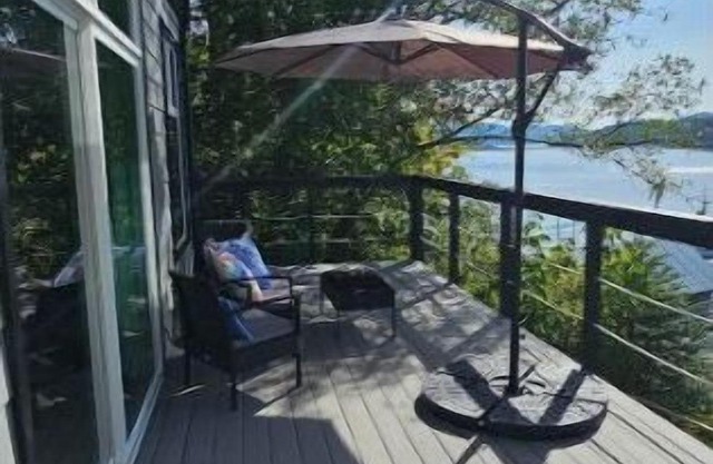 Coastal Shores Oceanside Retreat