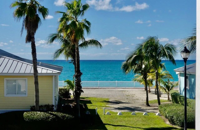 "Coastal Soul" - Bimini Bay recently updated oceanview condo! 2bed, 2bath