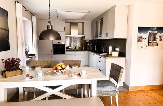 Küstenstudio, Luxus Ferienwohnung, in Toplage, Strandnähe, WLAN
