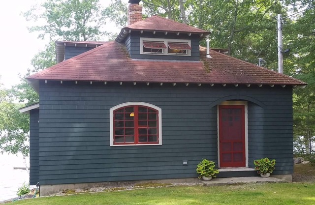 Coastal Village Cottage am Damariscotta Lake - Custom Built einer Art Cottage