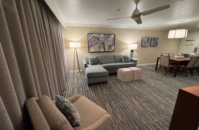 Cobb County Fall Break Special! 2-bedroom villa & family fun in Orlando