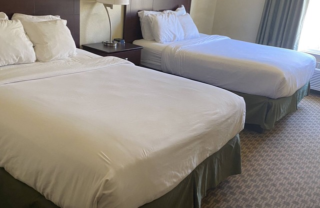 Cobblestone Hotel & Suites - Salem
