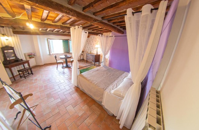 Coccinella House
