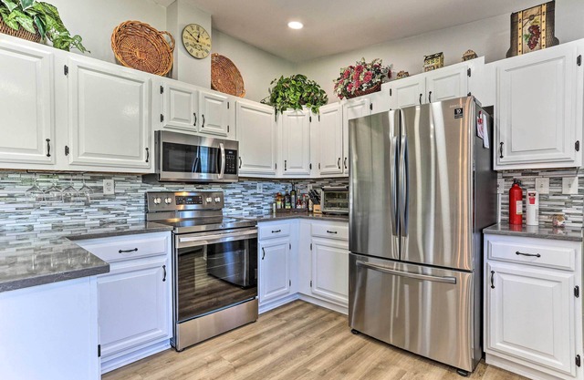 NEW! Cochecton Getaway w/ Pool Table + Fire Pit!