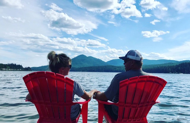 Cocolalla Lake Beachfront Cabin in der Nähe von Sandpoint ID