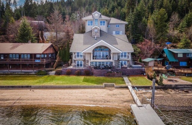 Coeur d'Alene Lakefront Retreat