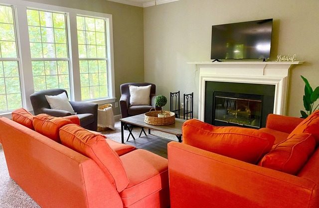 COLA Lakeview Oasis - King Suite