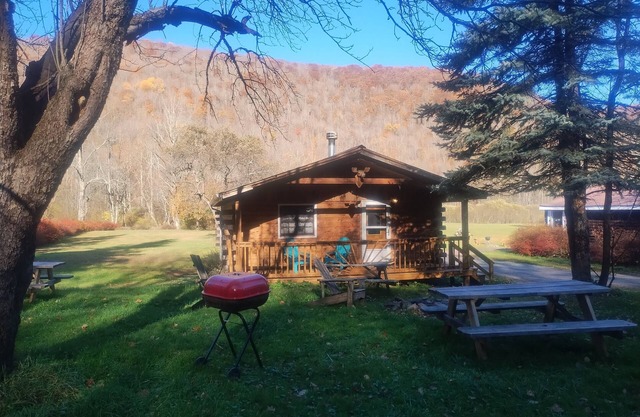 Cold Spring Lodge - Cabin 5