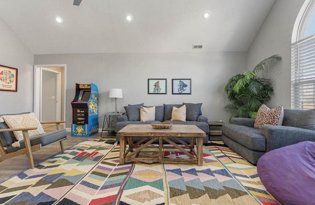 Coler House Cyclist Retreat with Hot Tub