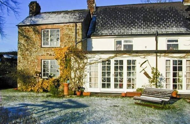 Coles Cottage, HOLSWORTHY