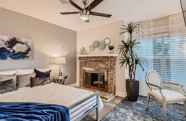 Colivilla - ENTIRE House · 12 Bedrm 12.5 Bath House - Sleeps Up To 21 Guests!