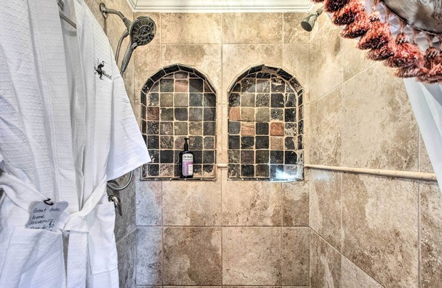 Colonels Island Casita w/ Private Hot Tub