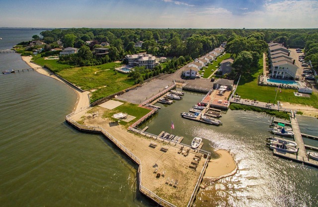 Colonial Shores Resort