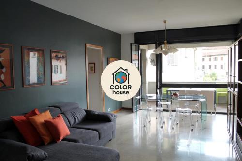 COLOR HOUSE- Lecco's Lake