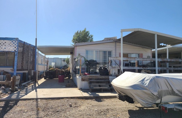 Colorado River Party House
