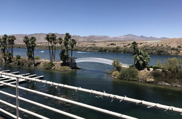Colorado River Wasserfrontoase