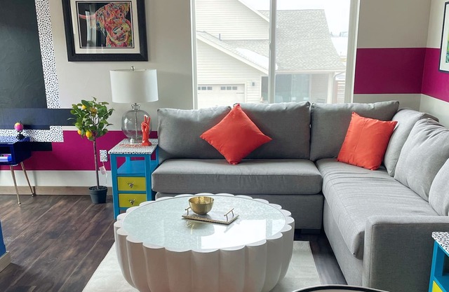 Colorful One Bedroom in Bozeman
